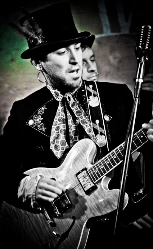 gypsy jazz trio