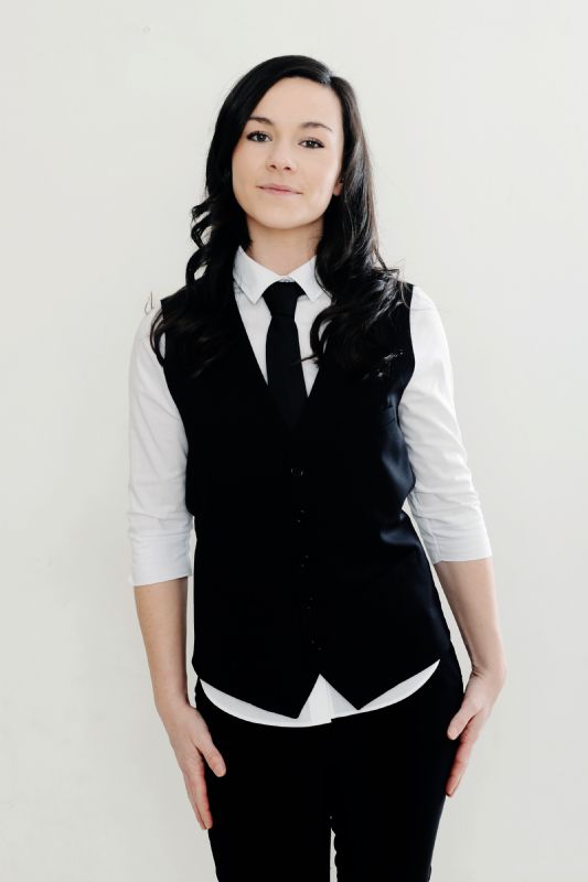 jess the singing waitress