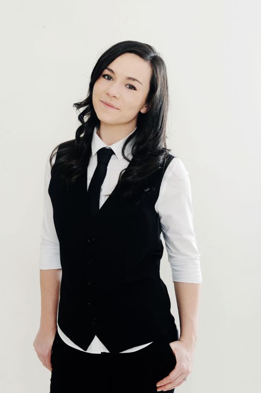 jess the singing waitress