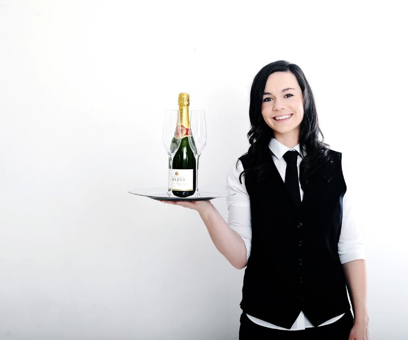 jess the singing waitress