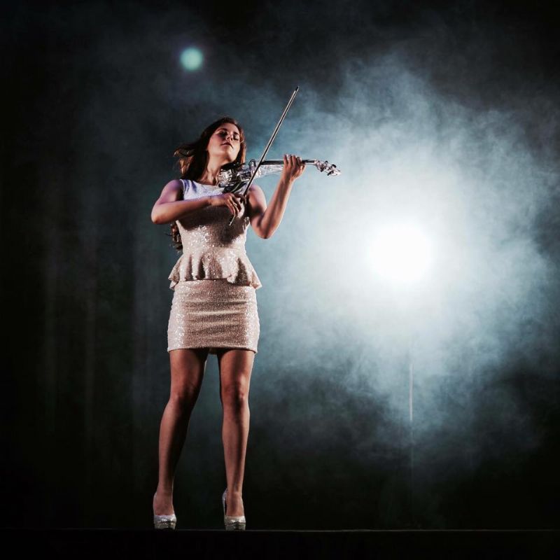 lauren electric violinist