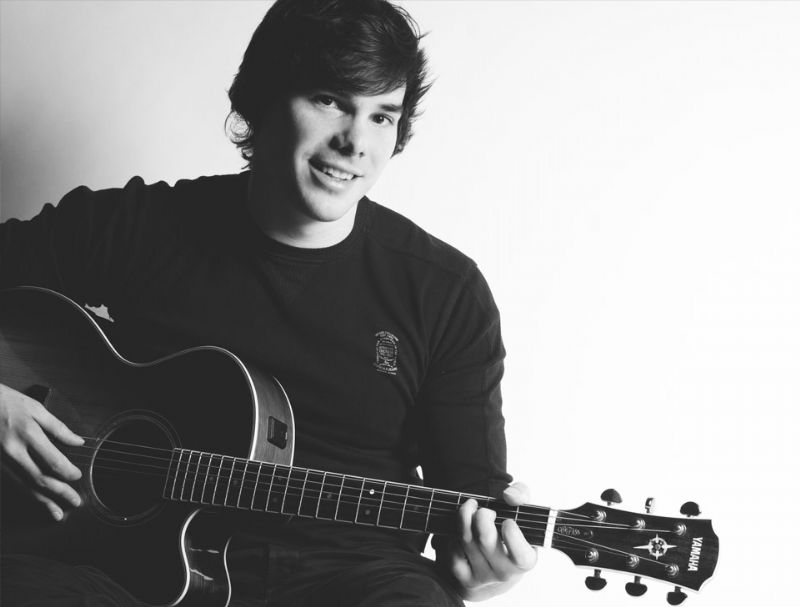 rob guitar vocalist
