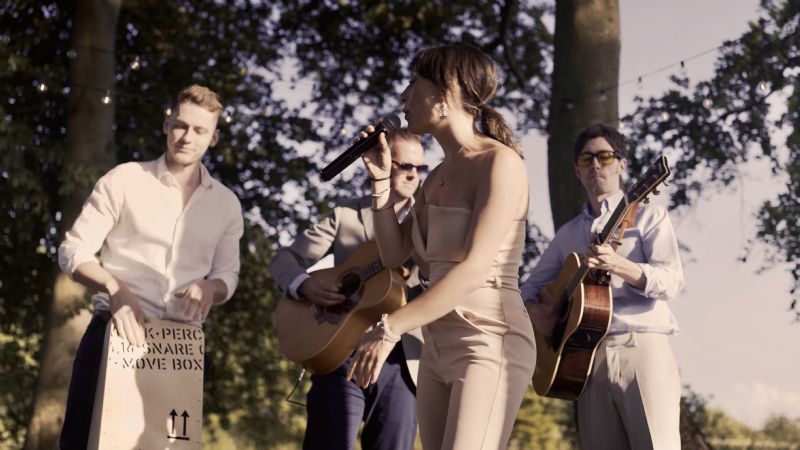 the international roaming band