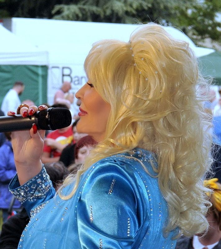 tribute to dolly parton