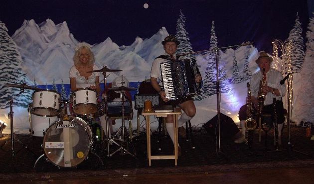 Gallery: The Bierkeller Bavarian Band