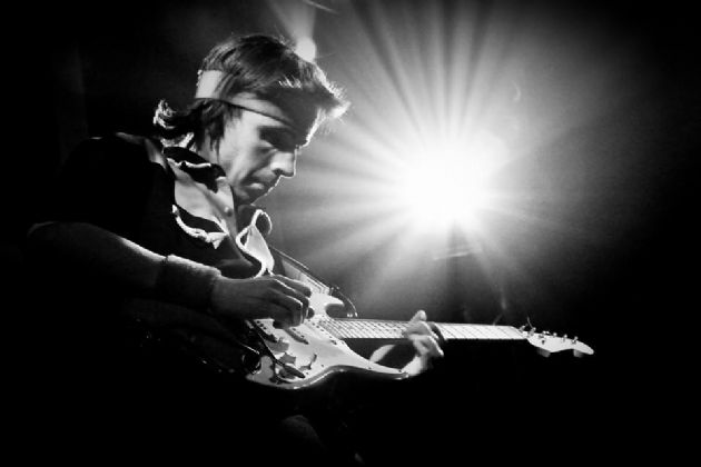 Gallery: Dire Straits Tribute