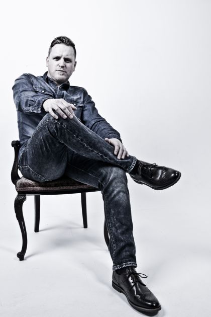 Gallery: Gary Barlow  by Lee