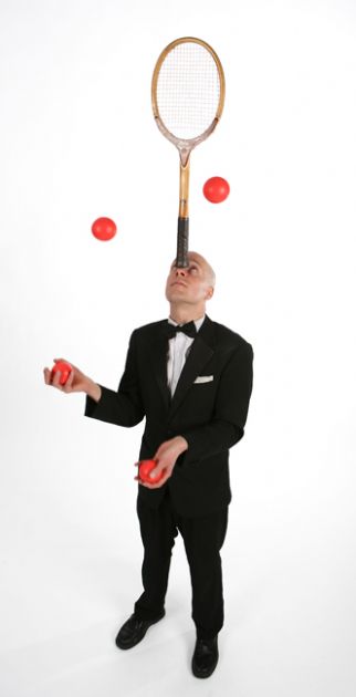 Gallery: Ian Juggler