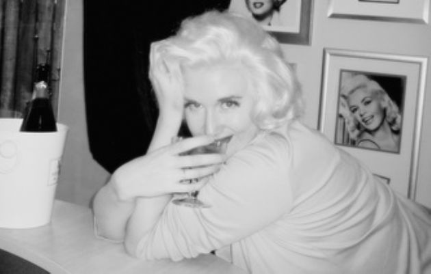 Gallery: Marilyn Monroe Lookalike