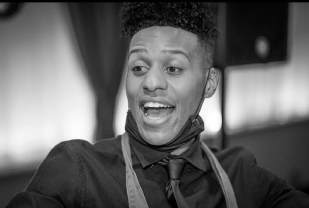 Gallery: The Surprise Singing Waiters