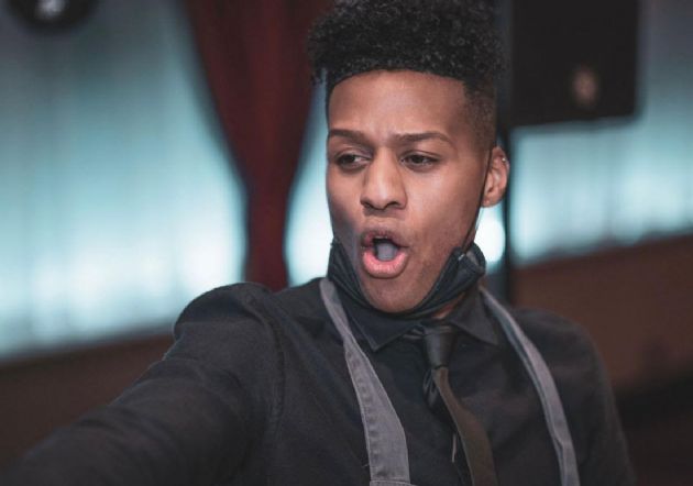 Gallery: The Surprise Singing Waiters