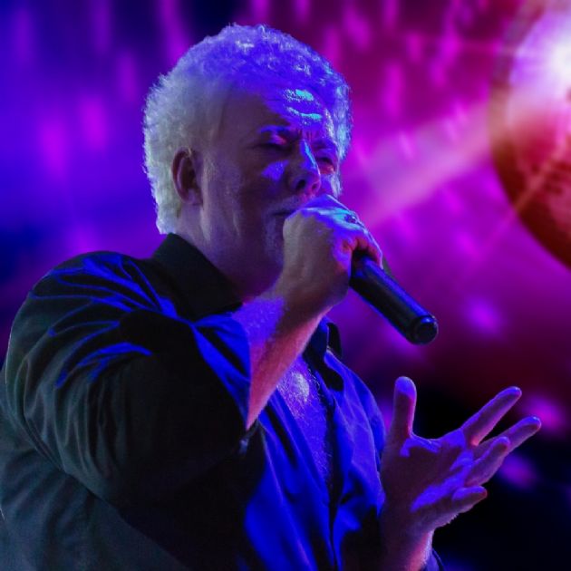 Gallery: Tom Jones Tribute A Boy from Nowhere