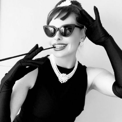 Audrey Hepburn Lookalike