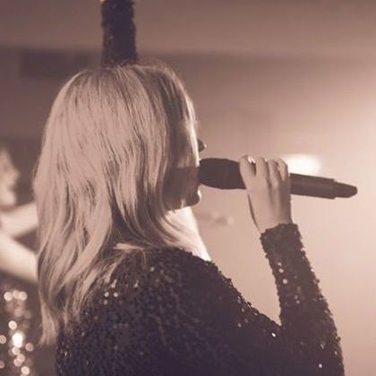 Hayley Live Lounge