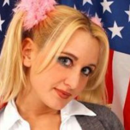 Jenni Jaye as Britney