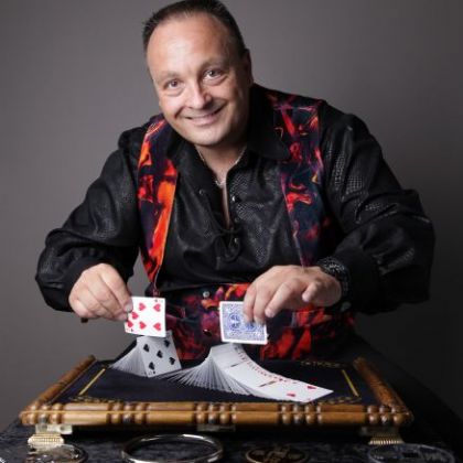 Nigel Close Up Magician